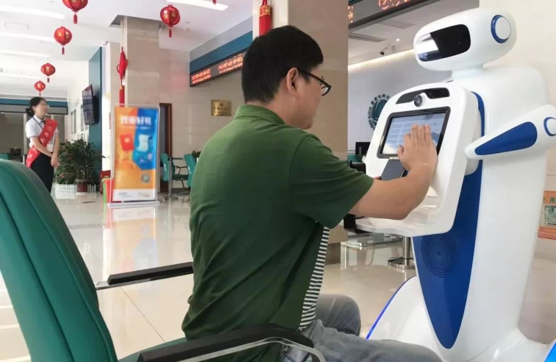 税务服务向日葵黄色视频.jpg