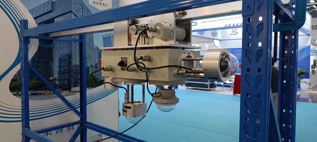 防爆挂轨巡检向日葵黄色视频